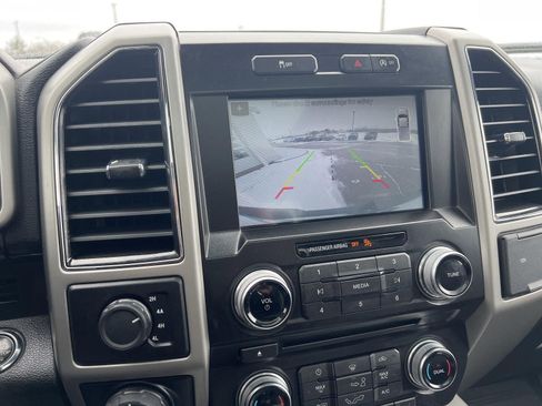 Used 2017 Ford F150 Lariat image 20