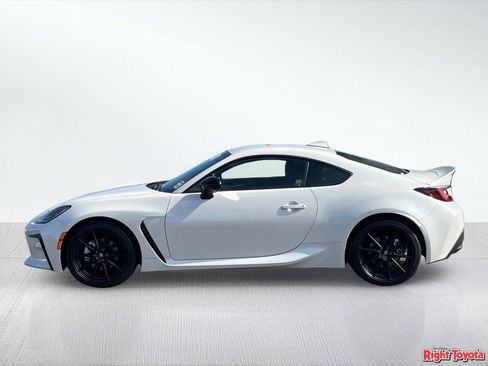 Certified 2025 Toyota GR86 Premium w/ ALL Weather Mat Package (TMS) RWD image 4