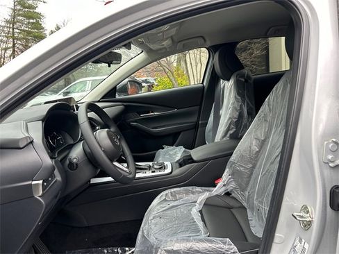 New 2025 MAZDA CX-30 AWD 2.5 S w/ Select Sport Pkg image 10