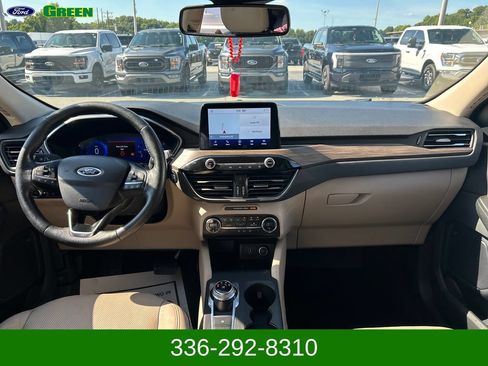 Used 2020 Ford Escape Titanium AWD/4WD image 13