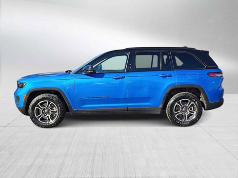 Used 2022 Jeep Grand Cherokee Trailhawk w/ Advanced Protech Group II image 5