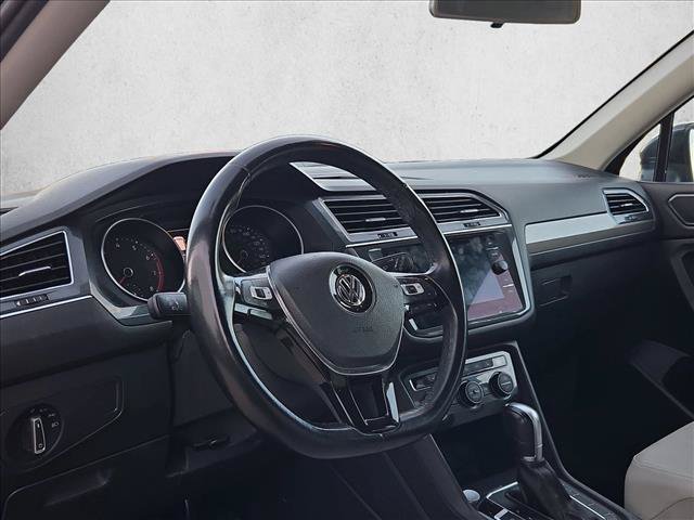 Used 2018 Volkswagen Tiguan SE FWD image 10