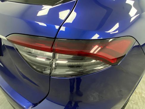 Used 2022 Maserati Levante Modena image 14