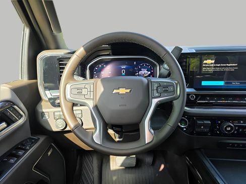 New 2026 Chevrolet Silverado 2500 LTZ w/ LTZ Convenience Package AWD/4WD image 19
