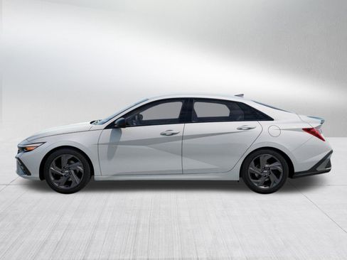 New 2026 Hyundai Elantra Sport image 3