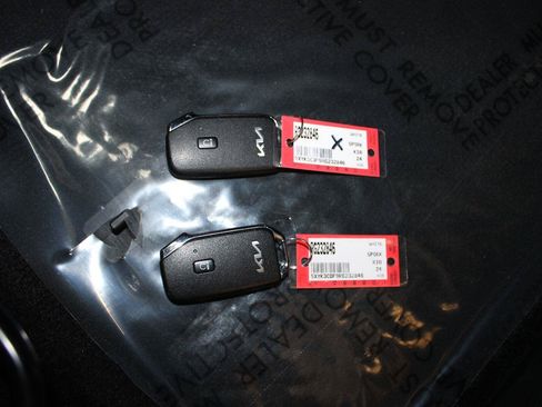 Used 2024 Kia Sportage EX AWD/4WD image 34