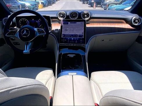 Certified 2023 Mercedes-Benz GLC 300 4MATIC image 12