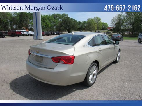 Used 2014 Chevrolet Impala LT w/ Convenience Package image 12