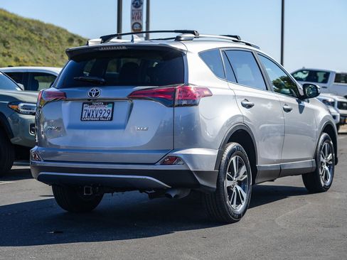 Certified 2017 Toyota RAV4 XLE image 6