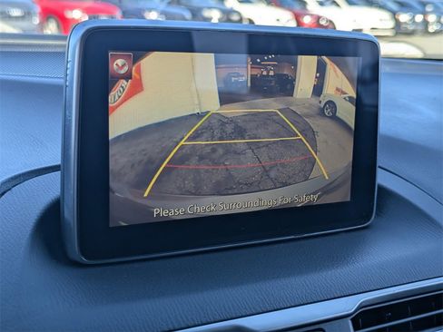 Used 2016 MAZDA MAZDA3 i Touring w/ Popular Equipment Package image 22