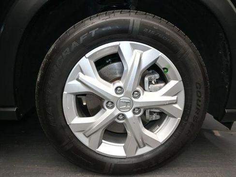 Used 2023 Honda HR-V LX image 16