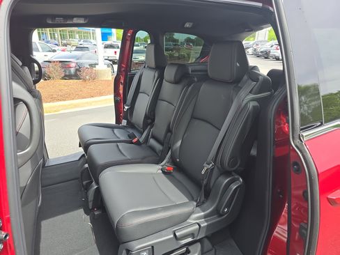New 2026 Honda Odyssey Sport-L image 16