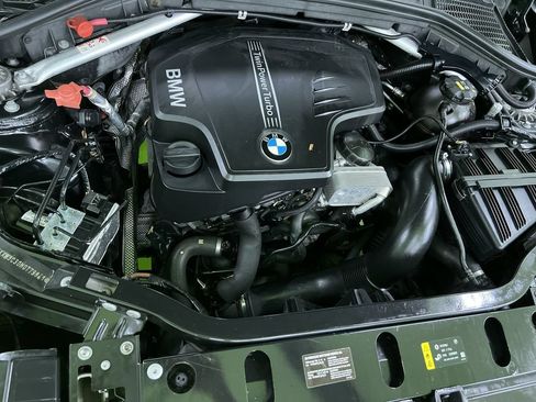 Used 2017 BMW X4 xDrive28i AWD/4WD image 31