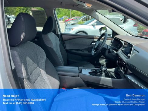 Certified 2023 Nissan Rogue SV FWD image 21