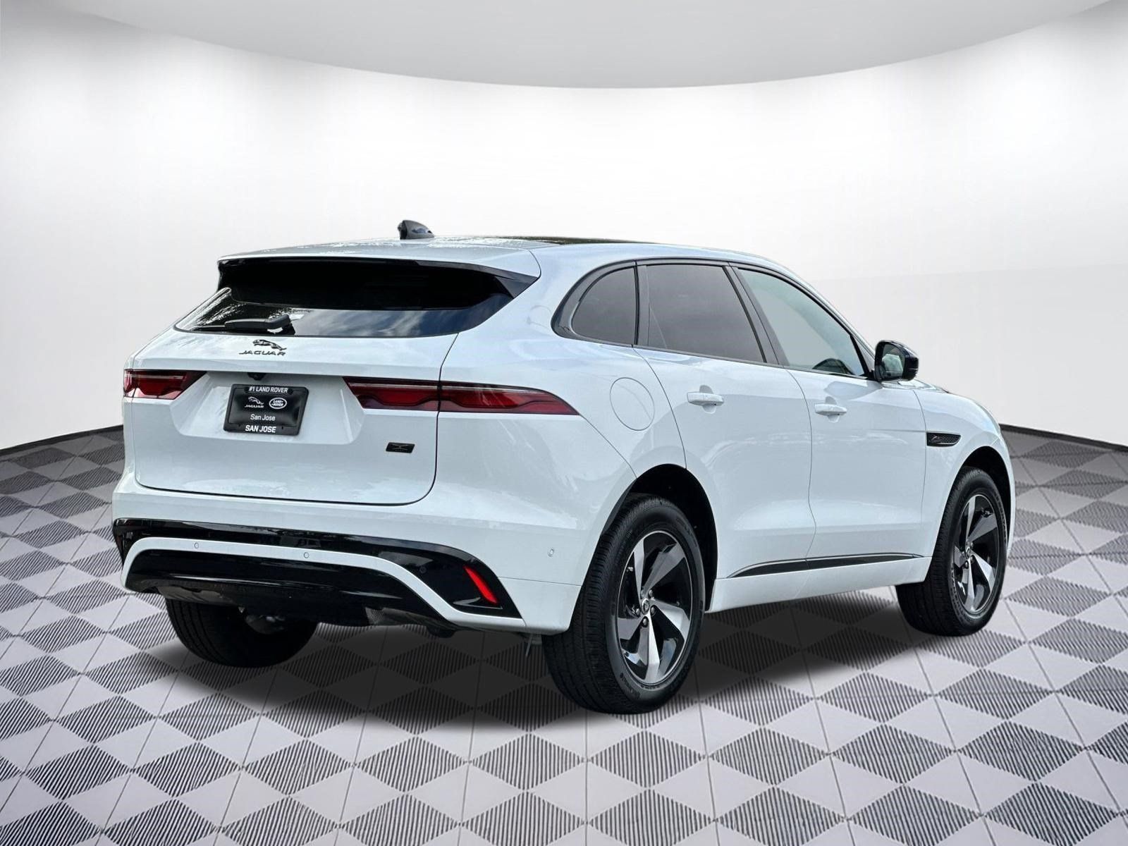 New 2026 Jaguar F-PACE R-Dynamic S AWD/4WD image 9