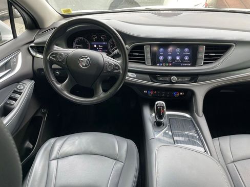 Used 2021 Buick Enclave Essence w/ Sport Touring Edition AWD/4WD image 10