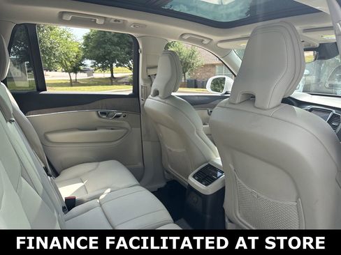 Certified 2023 Volvo XC90 T8 Plus w/ Protection Package Premier AWD/4WD image 6