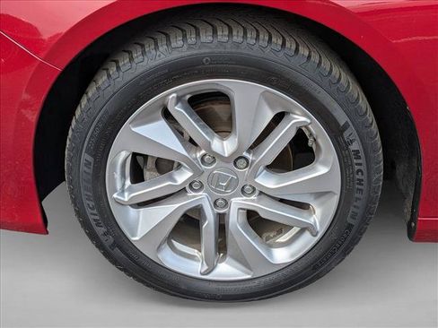 Used 2019 Honda Accord LX image 9