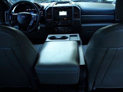 Used 2021 Ford F250 XL w/ Power Equipment Group AWD/4WD image 14