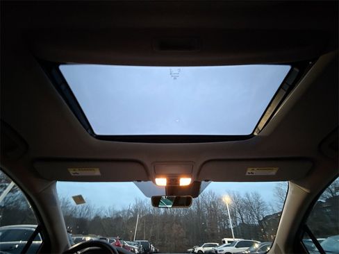 Used 2019 Honda Odyssey EX-L image 16