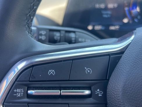 Used 2025 Chevrolet Equinox LT w/ Convenience Package II AWD/4WD image 35