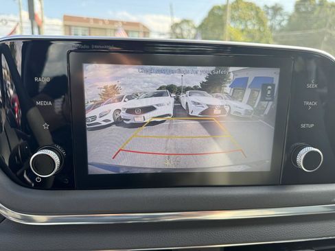 Used 2020 Hyundai Sonata SEL FWD image 16