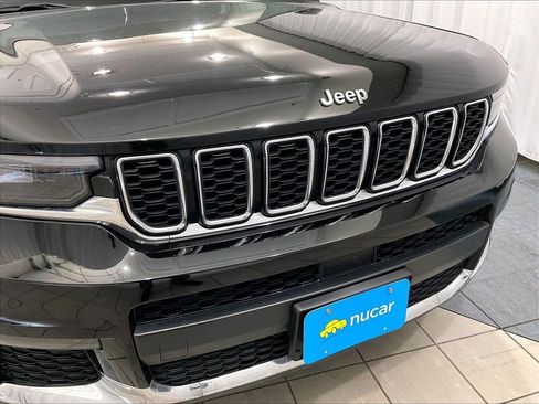 Used 2021 Jeep Grand Cherokee L Limited AWD/4WD image 33