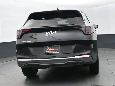 Used 2026 Kia Sportage LX FWD image 8