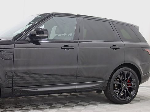 Used 2022 Land Rover Range Rover Sport HST image 3