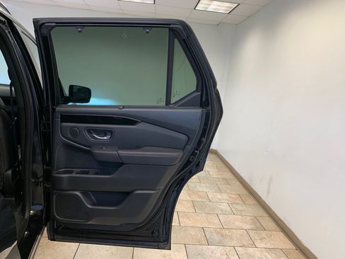 Used 2023 Honda Pilot TrailSport image 57