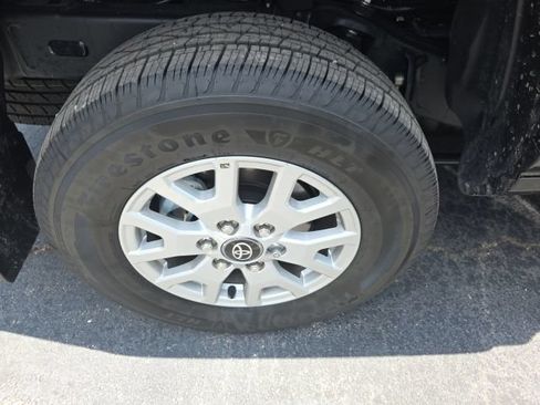 Used 2025 Toyota Tacoma SR5 RWD image 15