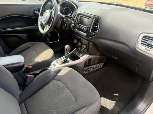 Used 2018 Jeep Compass Sport FWD image 26