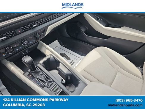 Used 2023 Honda Accord EX image 21