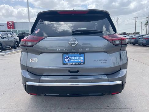 Certified 2026 Nissan Rogue Platinum w/ Platinum Premium Package AWD/4WD image 4