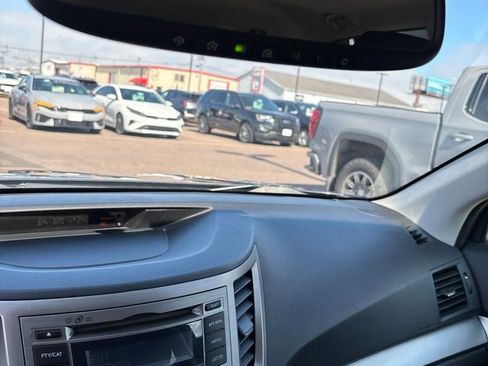 Used 2013 Subaru Outback 2.5i Premium AWD/4WD image 18