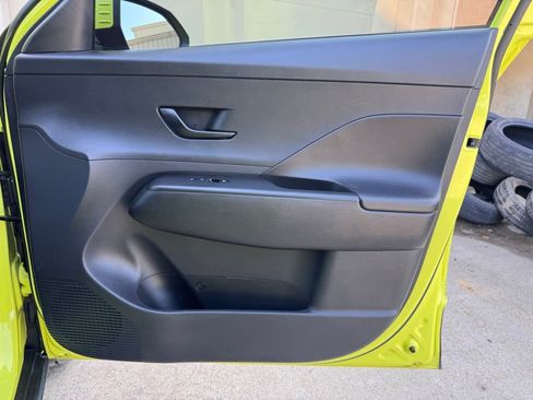 Certified 2025 Hyundai Kona SEL FWD image 18