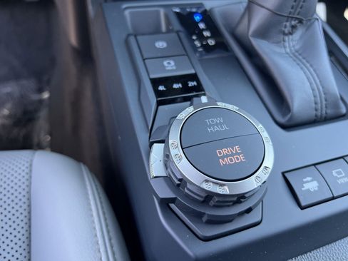 New 2026 Toyota Tacoma Limited AWD/4WD image 24