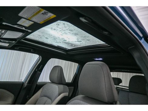 Used 2025 Subaru Forester Premium image 11