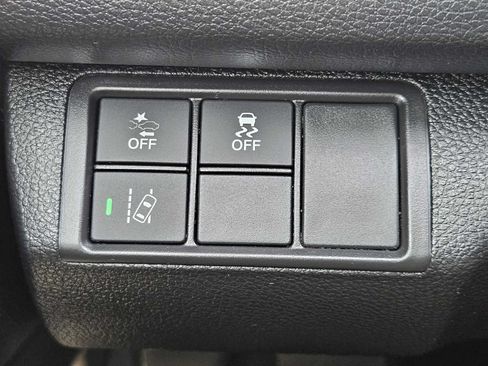 Used 2018 Honda Civic Touring image 22