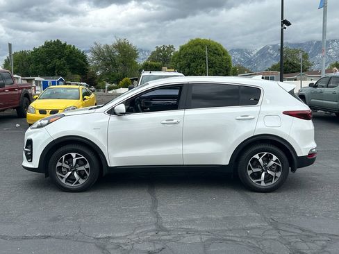 Used 2022 Kia Sportage LX AWD/4WD image 7