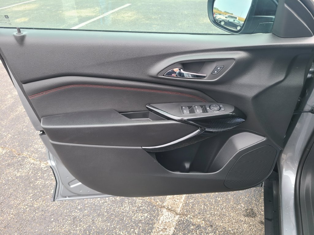 New 2026 Chevrolet Trax RS w/ Driver Confidence Package FWD image 19
