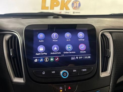 Used 2023 Chevrolet Malibu LT FWD image 23