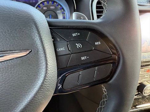 Used 2023 Chrysler 300 S image 13