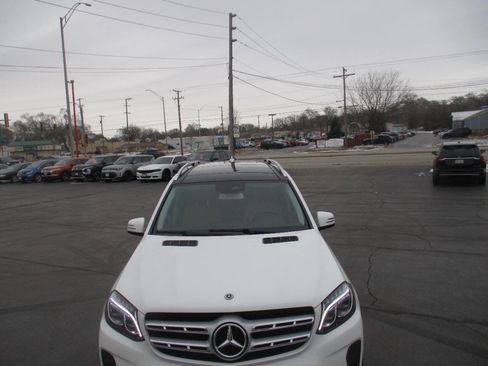 Used 2017 Mercedes-Benz GLS 450 4MATIC image 9