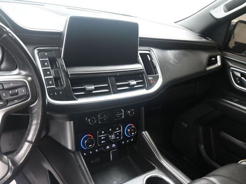 Used 2021 Chevrolet Suburban Premier w/ Premium Package image 8