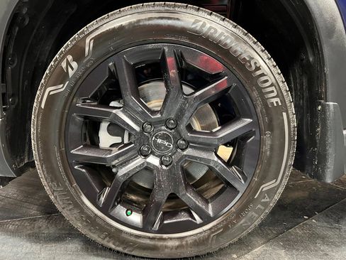 Used 2025 Honda Pilot Touring image 35