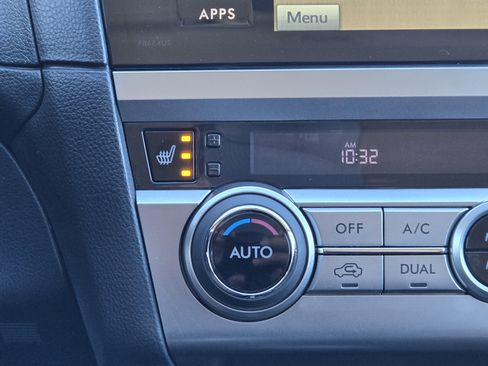 Used 2015 Subaru Outback 2.5i Limited image 23