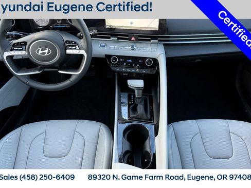 Used 2025 Hyundai Elantra Limited image 17