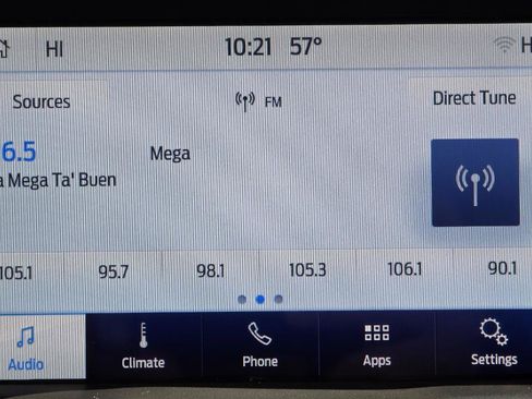 Used 2015 Ford Explorer XLT w/ Equipment Group 202B AWD/4WD image 21