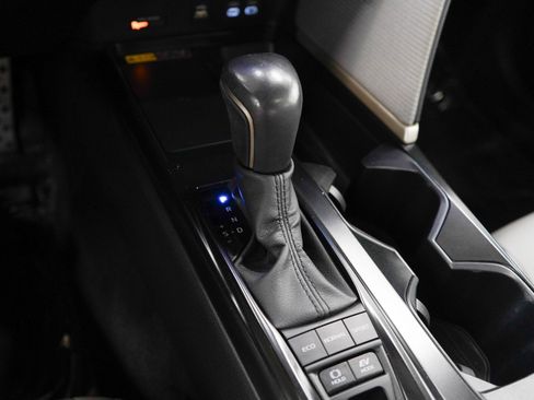 Used 2025 Toyota Camry SE w/ Multimedia Upgrade Package FWD image 21